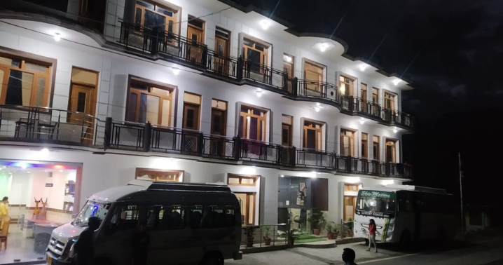 Hotel Leela Palace (Maneri, Uttarkashi)